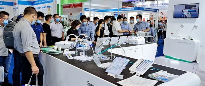 Hasson Trocar dùng một lần 10 mm tùy chỉnh với giá đỡ chỉ khâu có thể điều chỉnh Surgsci 12