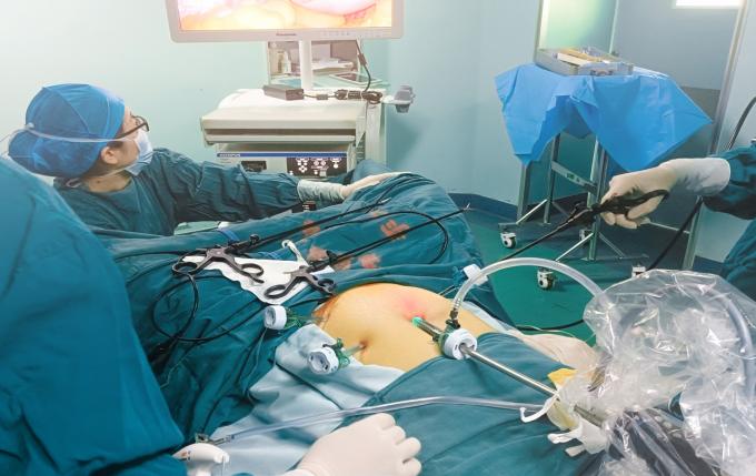 Trocar quang học 5 mm sử dụng một lần, Trocar nội soi loại II và ống thông 6